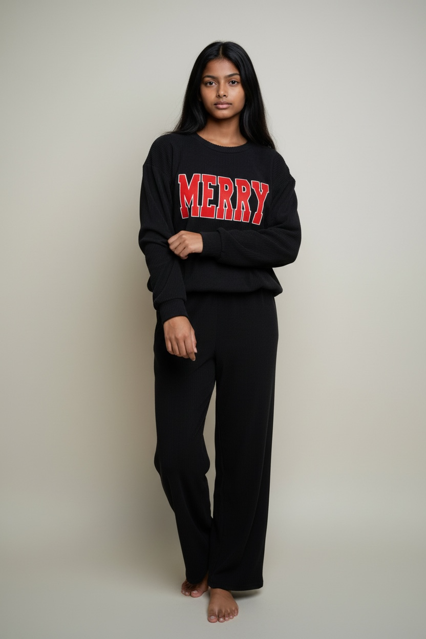 Merry Cozy Lounge Set